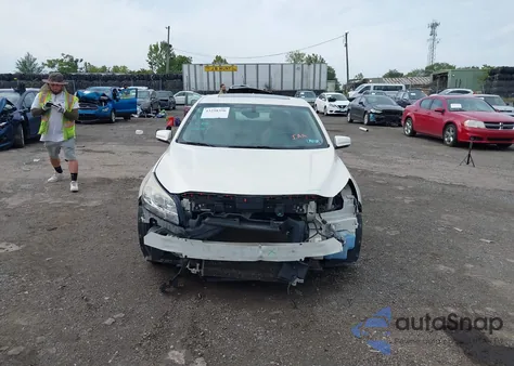 2013 Chevrolet Malibu 1Lt из США, поврежденный, VIN 1G11C5SAXDF354456